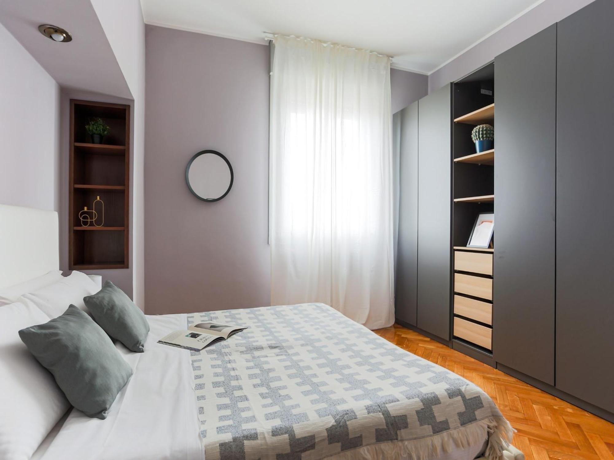 The Best Rent - Spacious One-Bedroom Apartment In Moscova District Milaan Buitenkant foto