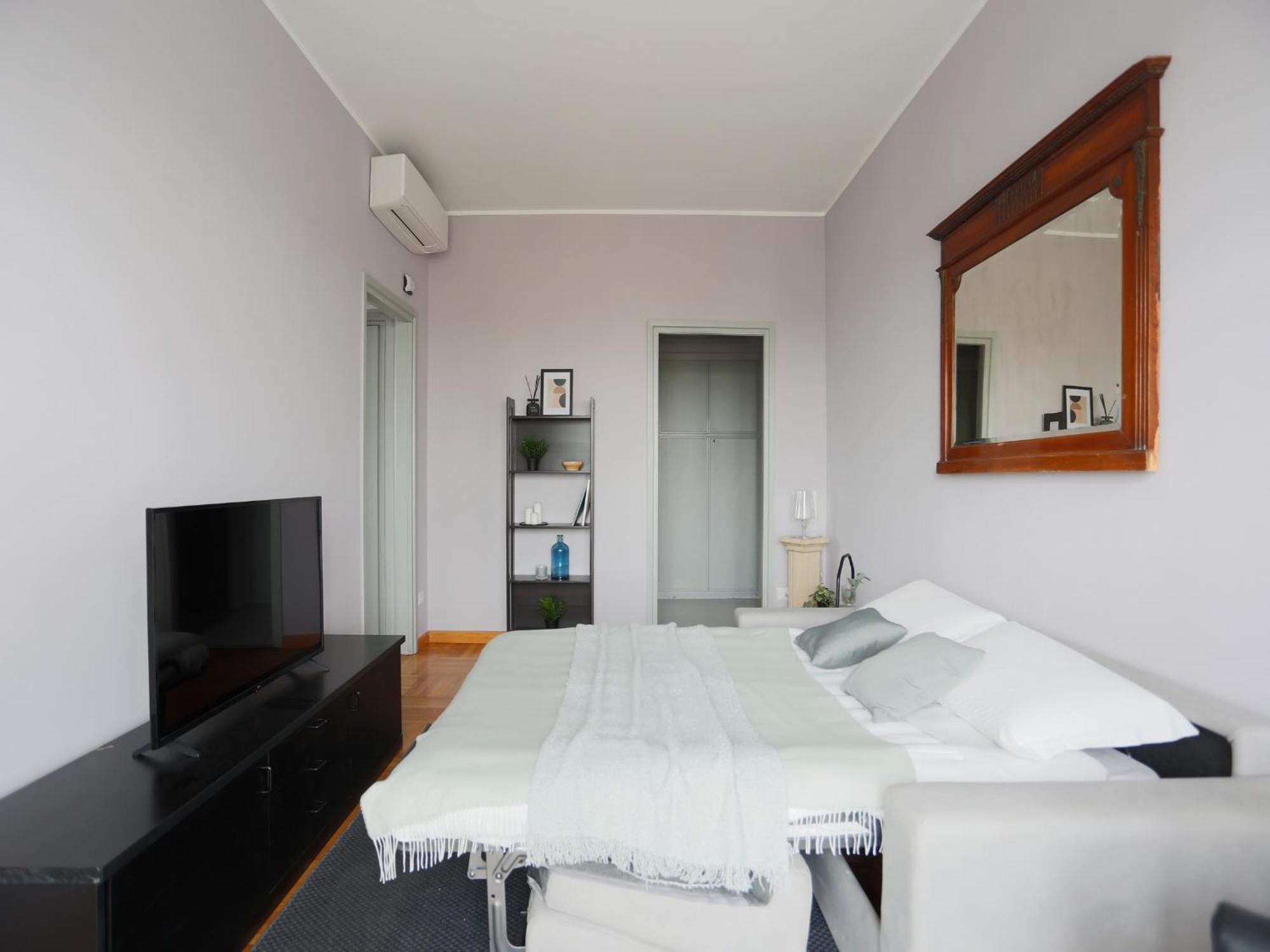 The Best Rent - Spacious One-Bedroom Apartment In Moscova District Milaan Buitenkant foto