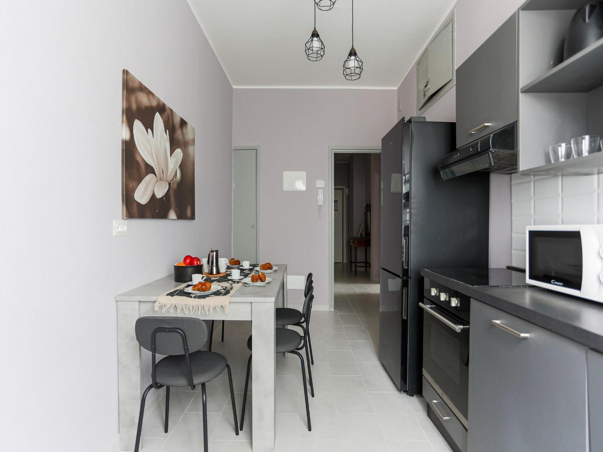 The Best Rent - Spacious One-Bedroom Apartment In Moscova District Milaan Buitenkant foto